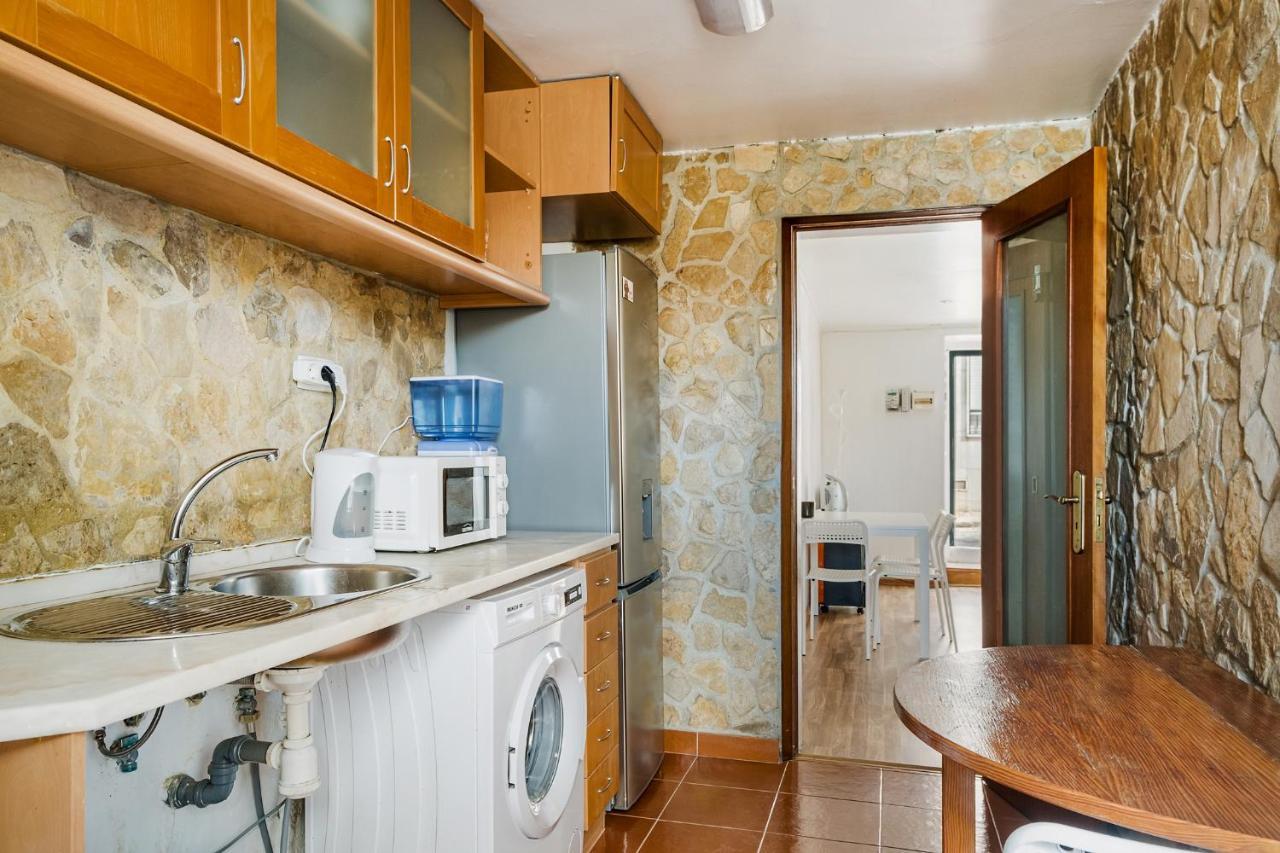 Apartamento Com Terraco E Churrasqueira Apartman Lisboa Kültér fotó