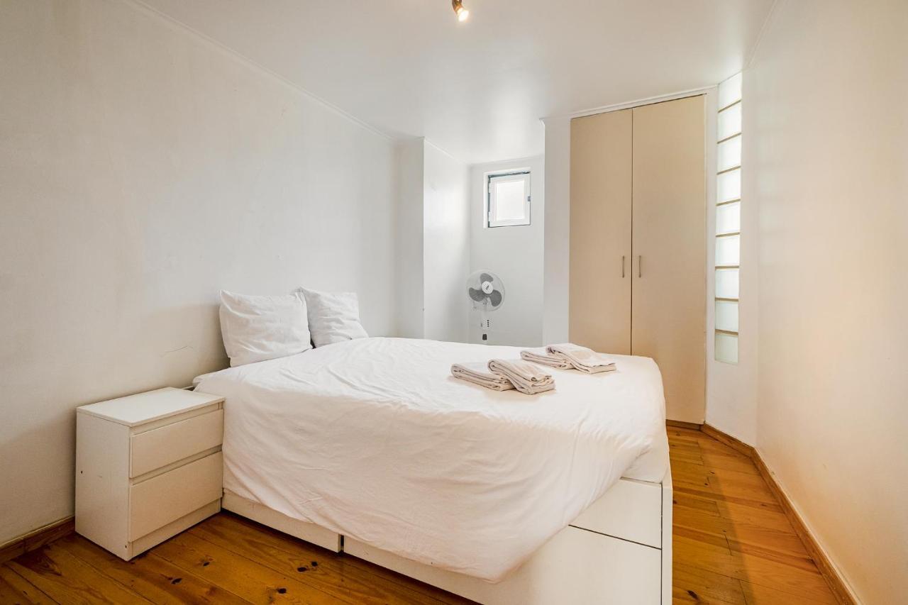Apartamento Com Terraco E Churrasqueira Apartman Lisboa Kültér fotó